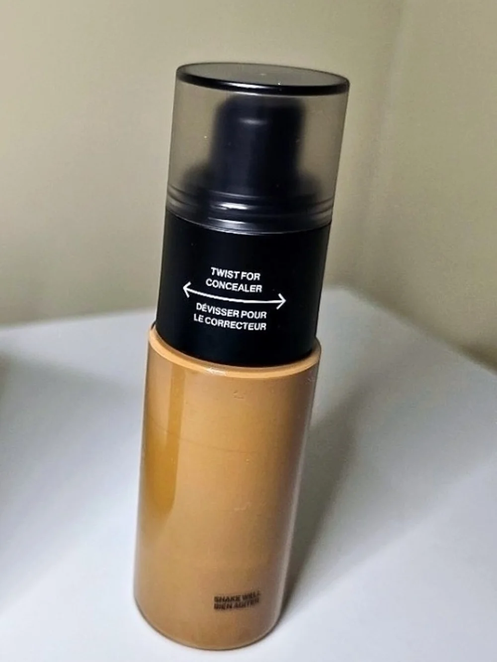 Smashbox Photo Finish Invisible SPF 45 Primer & Dual Filter Foundation